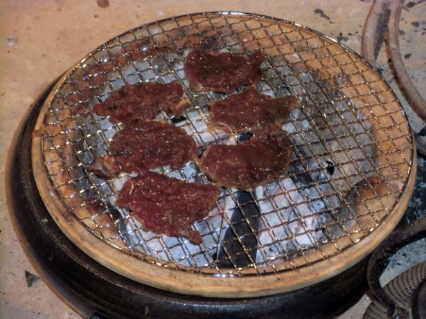 【写真を見る】鹿肉をじっくりと味わいたい