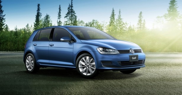 コンパクトハッチバックシリーズとして人気を博すGolfの日本輸入40周年記念モデル「Golf 40th Edition」。価格は276万円