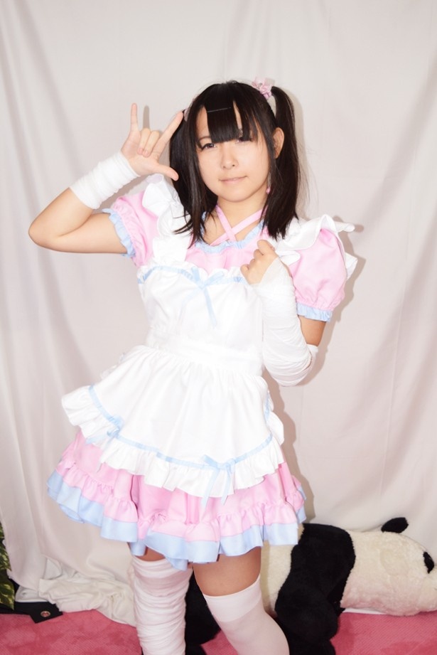 コスプレイヤー＝りぅ(@nicos_apple)