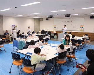 ノーベル科学者講演に面白実験も！お台場の科学イベント