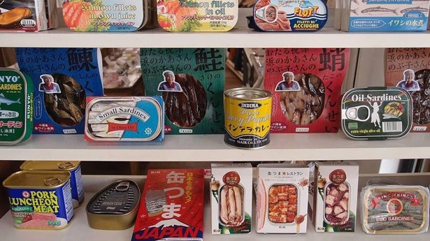 「Hokkaiya」では「北海屋大塚商会」時代から先代が商店で扱っていた乾物、豆類、缶詰なども販売する