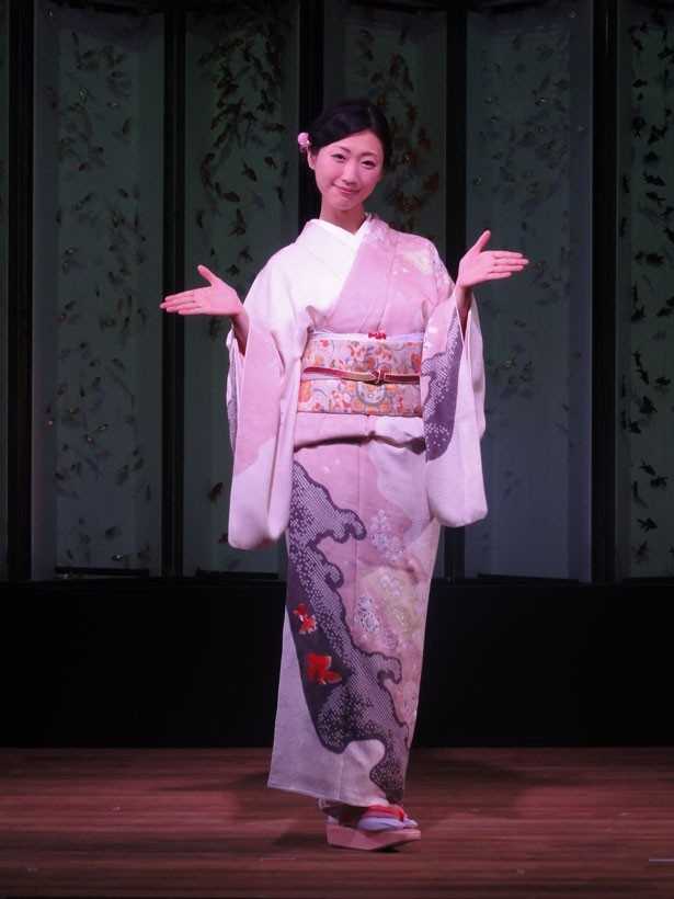 「アートアクアリウム城 ～京都・金魚の舞～」の点灯式が、10月23日に二条城で開催された