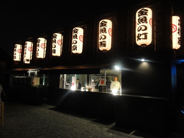 「夜祭BAR」も登場し、京都の地酒や漬物、またお抹茶に和菓子なども味わうことができる