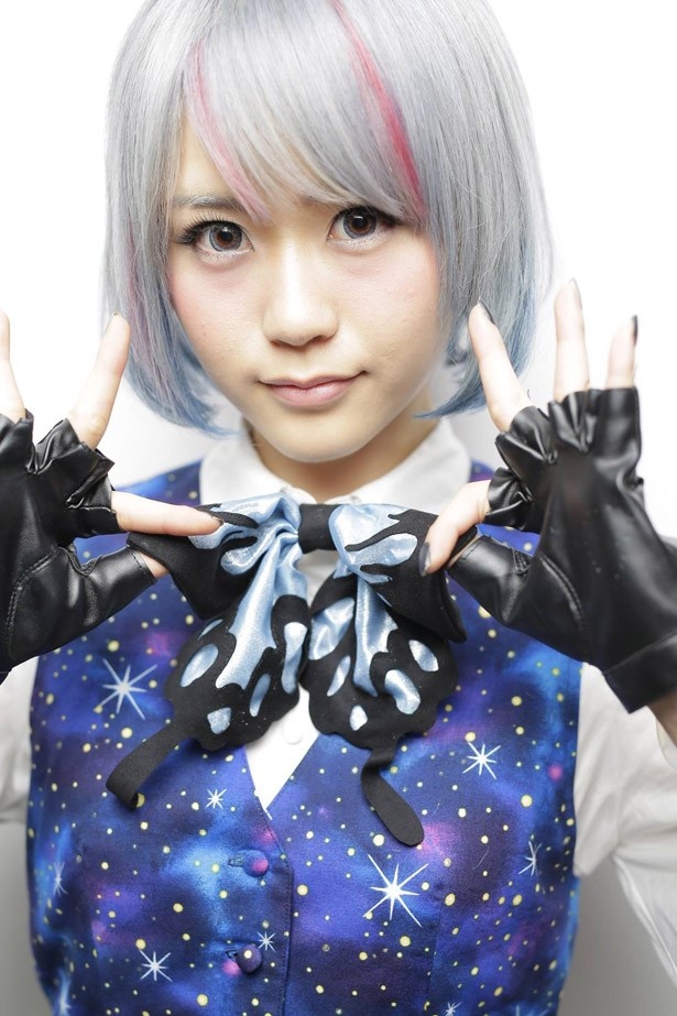 さっぽろハロウィンアンバサダーを務める「raco」。アーティストやモデル活動を行う15歳
