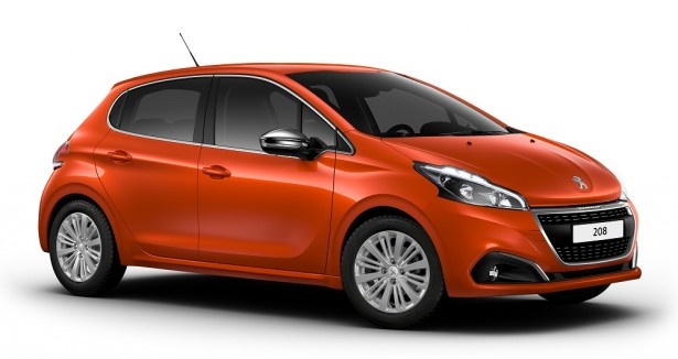 フレンチテイストを体現するコンパクトカー「PEUGEOT 208」のデザインおよびパワートレインが一新され、日本初公開される