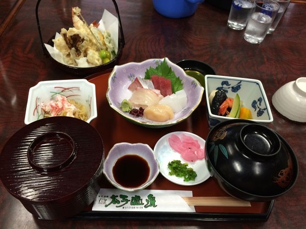 太子温泉では会席料理も用意されている