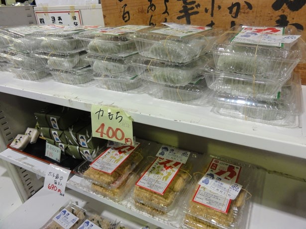 人気商品の「力もち」は、お昼間に行ってもすでに完売していることも多いとのこと/道の駅「近つ飛鳥の里・太子」
