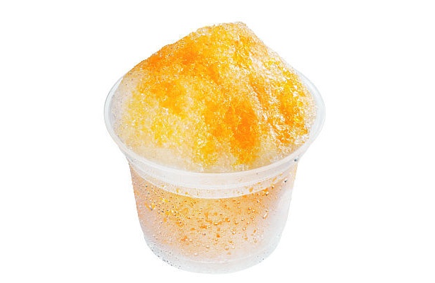 珍しいマンゴー味も！「かき氷」(150円)