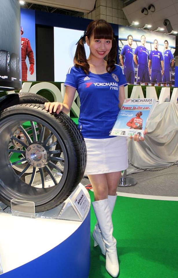 美人コンパニオン画像 in 東京モーターショー2015 9/40
