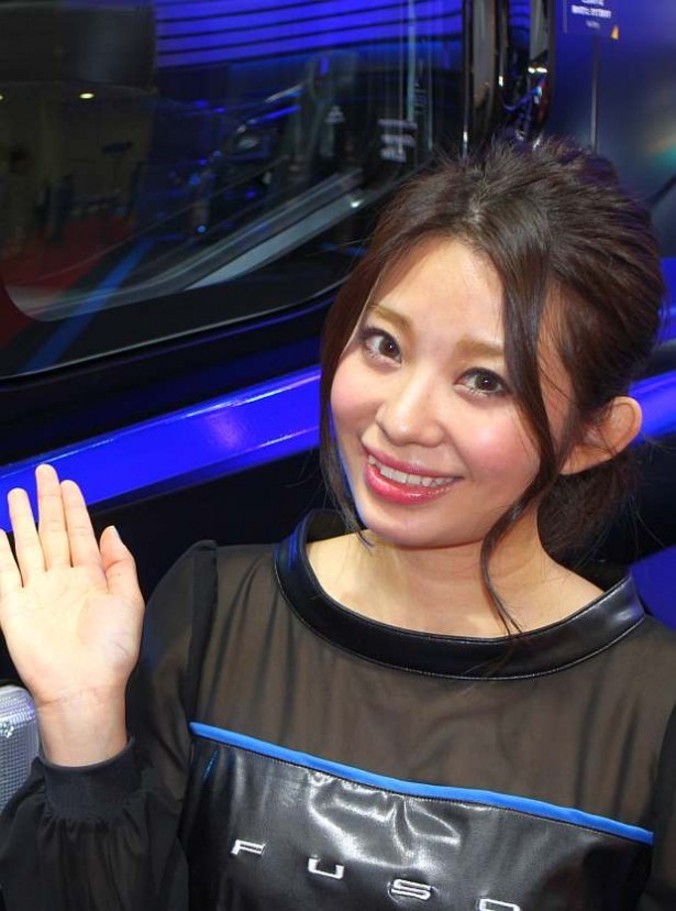 美人コンパニオン画像 in 東京モーターショー2015 16/40