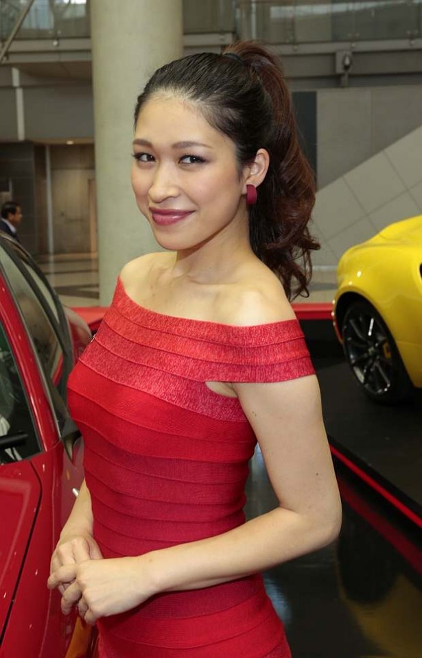 美人コンパニオン画像 in 東京モーターショー2015 23/40