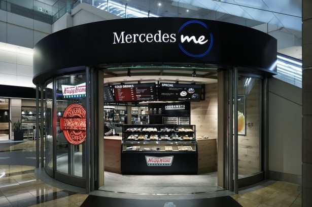「Mercedes me Tokyo HANEDA」は今年7月にグランドオープンしたばかり