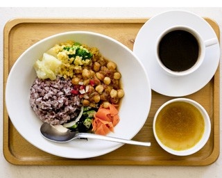 “完全菜食主義”のカフェが池尻大橋に本オープン