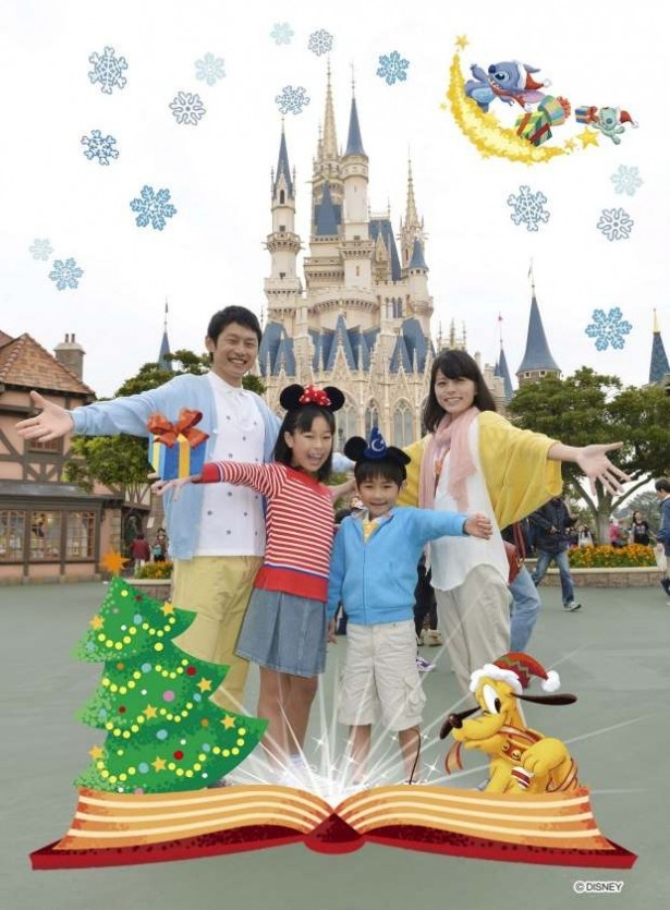 【写真を見る】クリスマスイベント期間限定のお勧めポイントはここ！“クリスマスのストーリーブック”から飛び出したような写真ができる