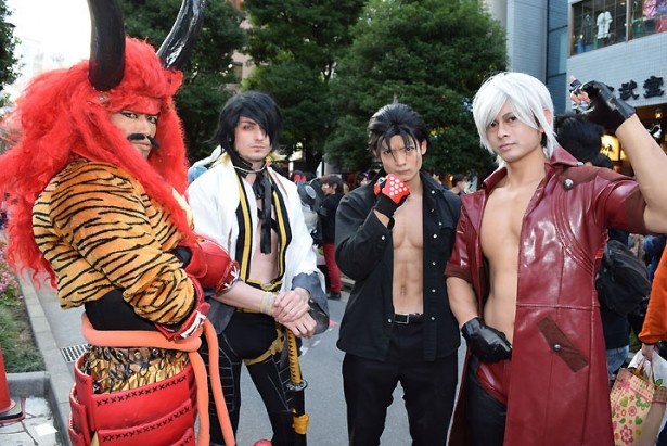コスプレイヤー＝左よりサンダー、Billy、あお、ken
