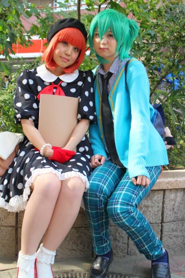「うたの☆プリンスさまっ♪ 」の七海春歌に扮するjasmineさんと、美風藍に扮する蒼兔さん(左から)