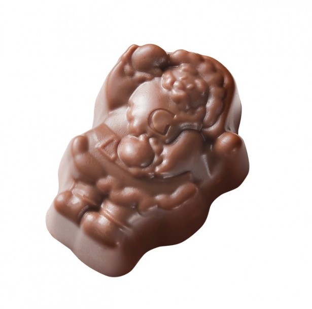 限定チョコ｢ノエル｣のサンタクロース　※レ(ミルクチョコ)・ブラン(ホワイトチョコ)・ノア(ダークチョコ)の3種フレーバーあり ※写真はレ