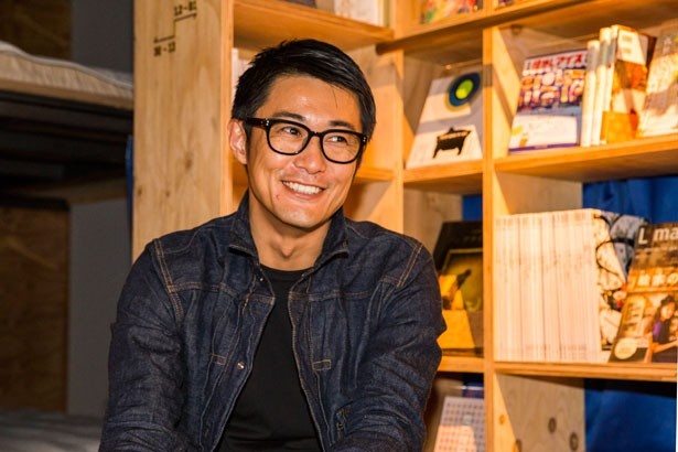 「終電を逃してしまった時や、家以外の場所でリラックスして読書したい時にも、ぜひ利用してほしいですね」と話す浅井さん