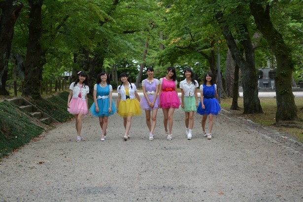 秋田のご当地アイドル“pramo”は、11月14日(土)のライブに出演