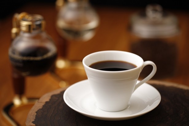 ドリンクのイメージ。こだわりのコーヒーは注文後、“光サイフォン”で1杯ずつ提供。オリジナルブレンド他コーヒー豆は3、4種類用意
