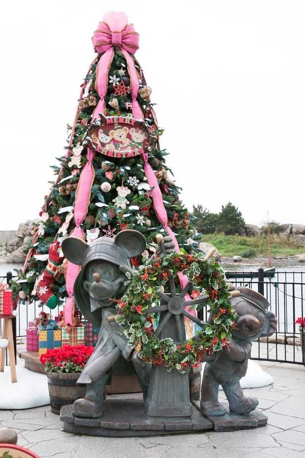 東京ディズニーシー　ダッフィークリスマスツリー