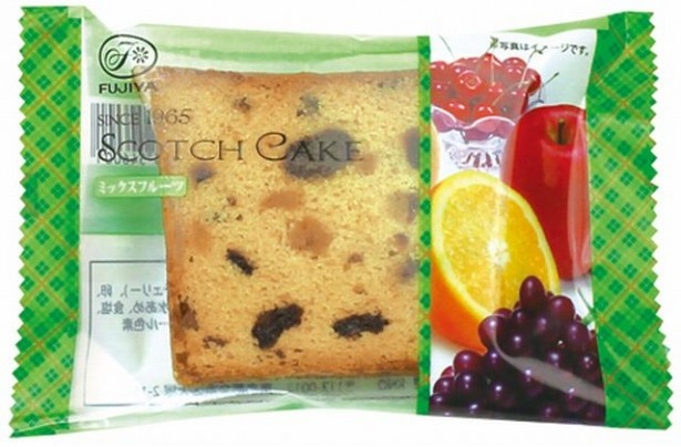 ブランデー漬けフルーツでリッチな味わいの「スコッチケーキ(ミックスフルーツ)」(160円)
