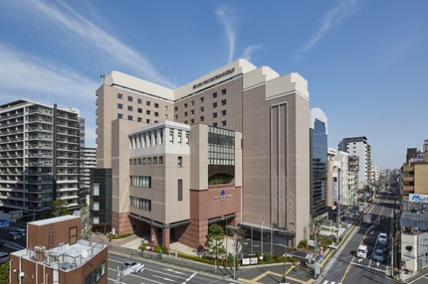 JR立川駅の南口に立地。立川の新しいランドマークに