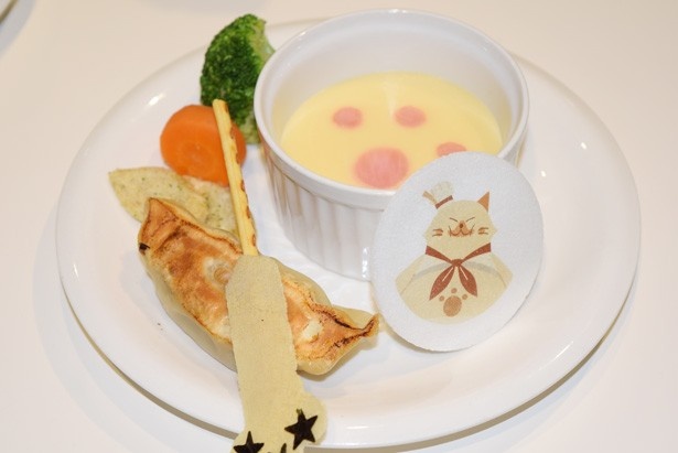 「ビストロニャンコック特製☆チーズフォンデュ餃子」(980円)