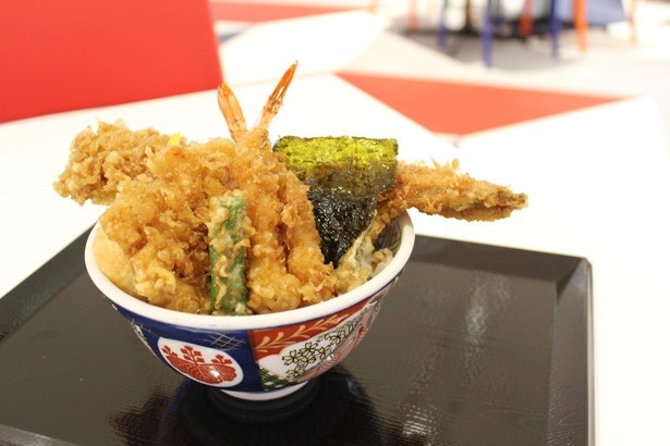 関西初出店となる、東京の日本橋 天丼 金子半之助もFOOD PAVILIONに登場。秘伝の江戸前の丼タレは絶品！
