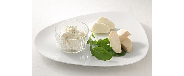 宇都宮大学の「フレッシュチーズ」（150g）、「モッツアレラチーズ」（140g）、「モッツアレラたまりづけ」（100g）は各700円