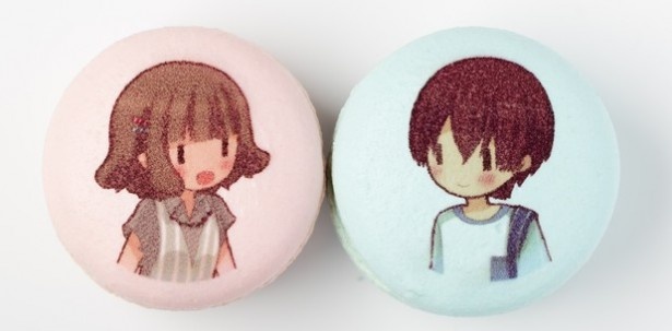 デフォルメの栗原雪(レモン)と桃月心也(ショコラ)をプリントしたマカロンB(600円)
