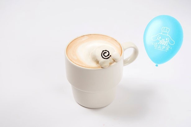 かわいいお尻とシッポに釘付け！「シナモンのかくれんぼチャイ (風船付き)」 (税抜780円) 