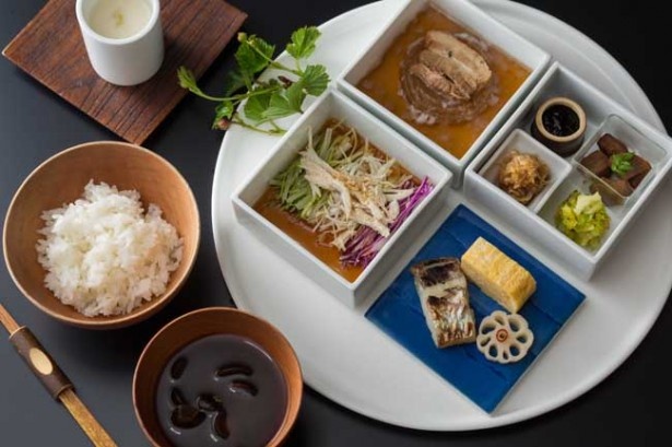 朝食はヘルシーな日本料理を