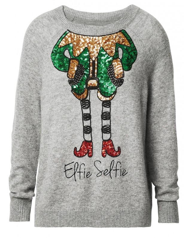 12月のホリデーシーズンに向けたアイテムが続々登場するH＆M。こちらはレディスニット（￥2490）