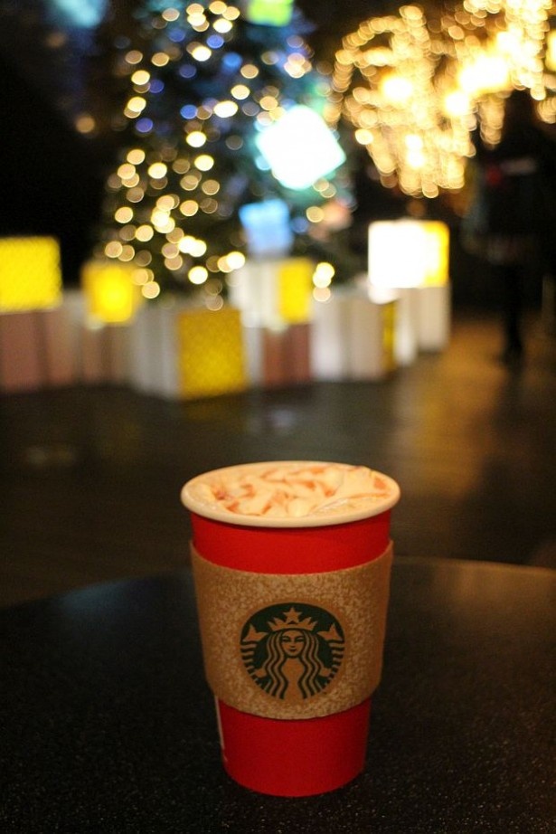 「ホット アップル」(税抜Short420円、Tall460円、Grande500円、Venti540円)はクリスマスにぴったり！