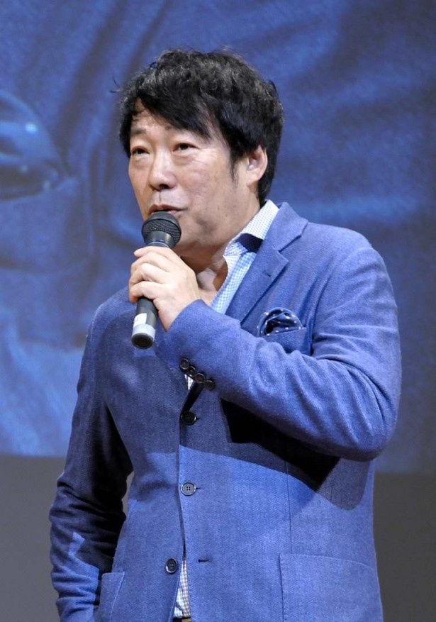 「積み重ねる力は奇跡を起こす」と語る田中光敏監督