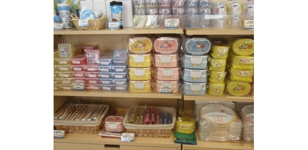 たねまるランチBOX各￥1260、タイトランチ各￥1750、デザートケース各￥380、箸･箸箱ケース各￥420、箸･箸箱セット各￥1050