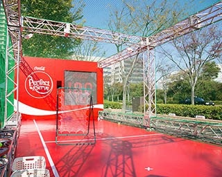 錦織圭参戦！コカ・コーライベントで高速サーブを体験