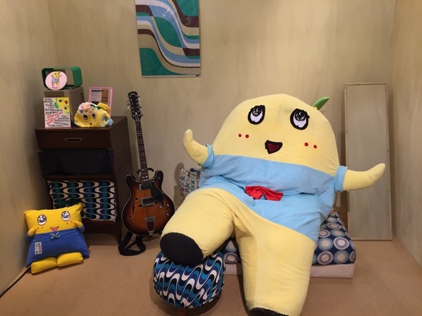 好評の「梨小屋」ではソファーで写真撮影もOK