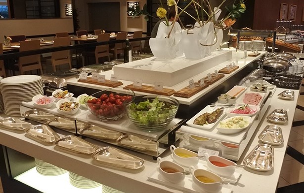 目移りしてしまうほど豪華な朝食ブッフェ