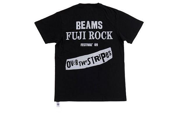 「OVER THE STRiPES×BEAMSのミッキーマウス＆ミニーマウスTシャツ」（BLACK・裏）
