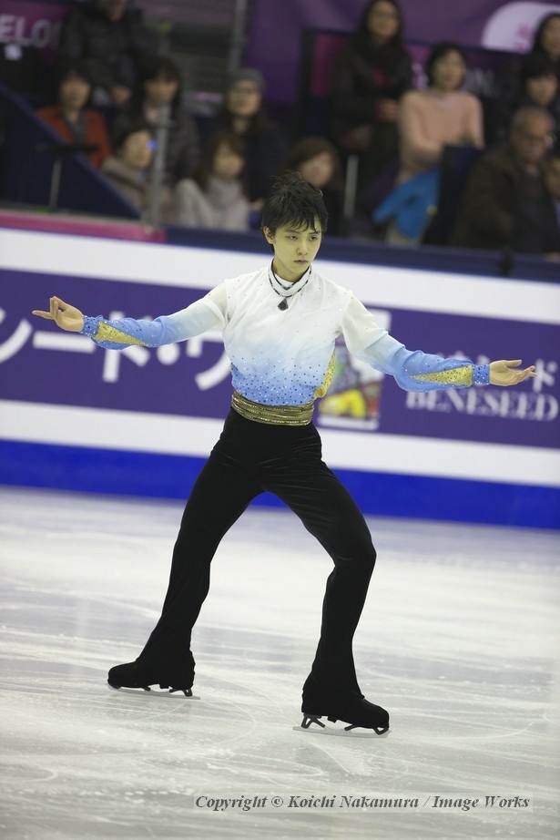 最後のジャンプ、トリプルアクセルに向かう羽生結弦