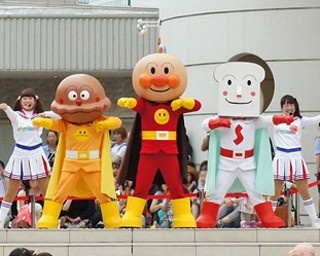 アンパンマンと一緒にいっぱい笑っていっぱい遊ぼう！