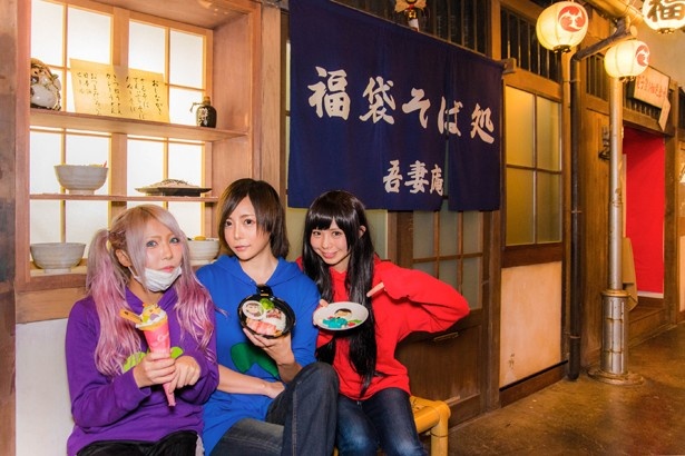 “福袋七丁目商店街”には、魅力的なフォトスポットが満載！