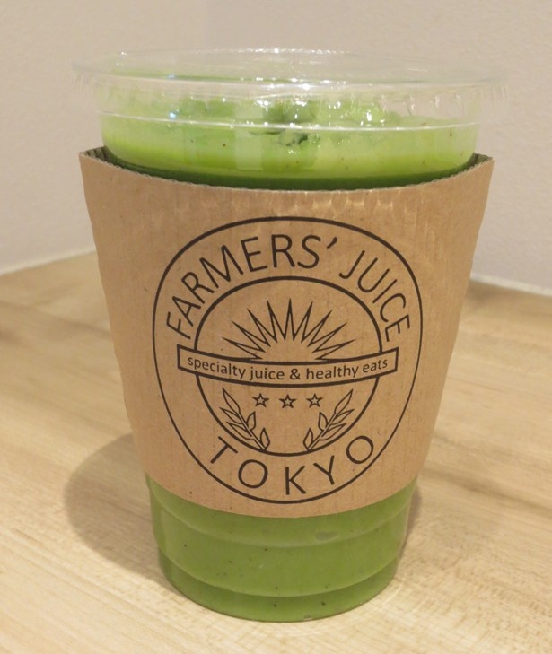 スムージーでは「夕採れ野菜のファーマーズグリーンスムージー」(432円)が人気(FARMERS’ JUICE TOKYO)