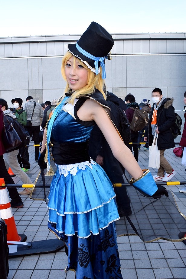 絢瀬絵里に扮するみかん粒々さん
