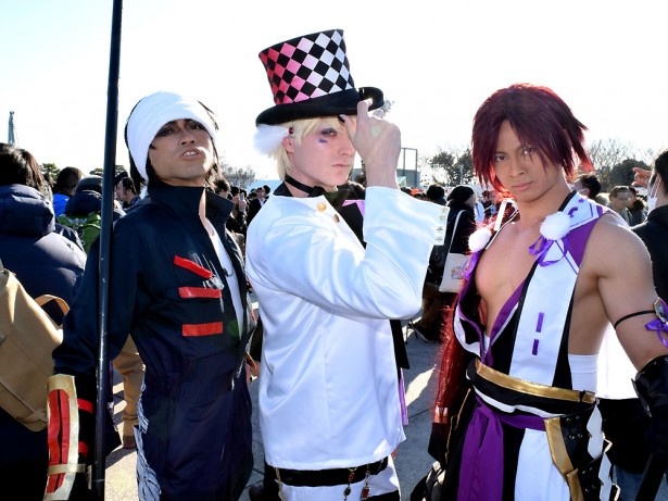 コスプレイヤー＝左より、サンダーさん、Billyさん、kenさん