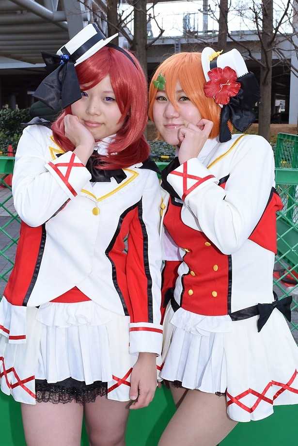 コスプレイヤー＝いまじんさん(写真左)、ましあさん(写真右)