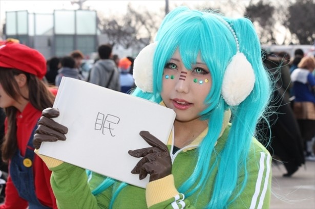 毎日眠かったことから「眠」の字を書いたレイヤー