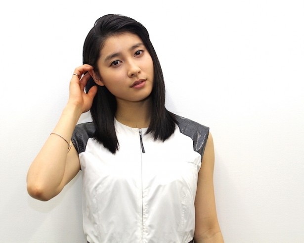 【写真を見る】土屋太鳳、声優・宮野真守と関智一から学んだこととは？
